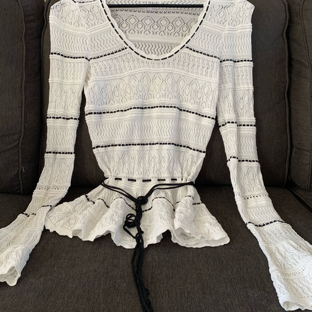 Gently worn Venus white and black knit bell sleeve sweater